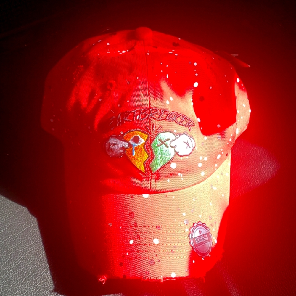 Heart breaker hat